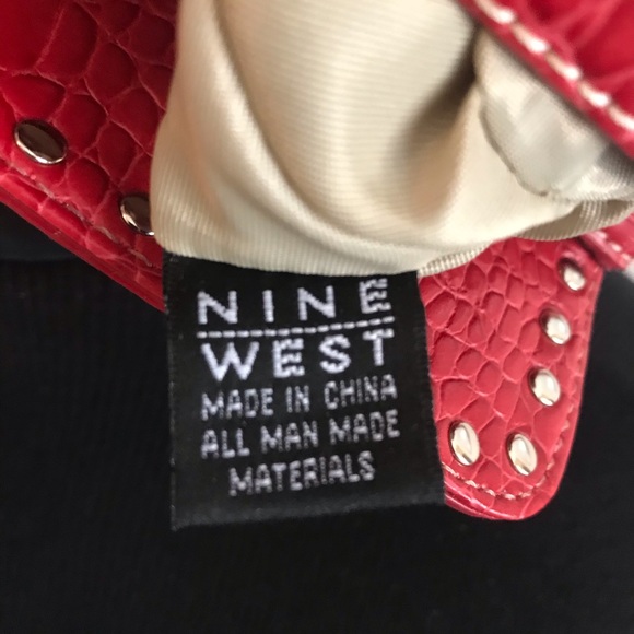 NWOT NINE WEST RED SHOULDER BAG - Picture 2 of 9